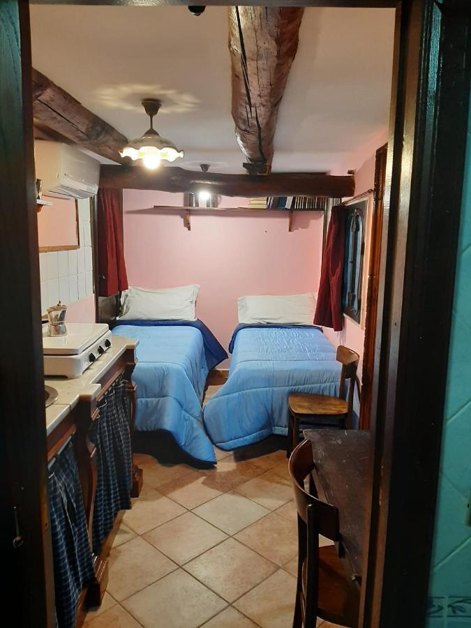 Les Jeux Sont Faits Apartment Naples Exterior photo