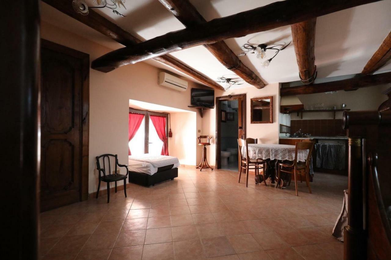Les Jeux Sont Faits Apartment Naples Exterior photo